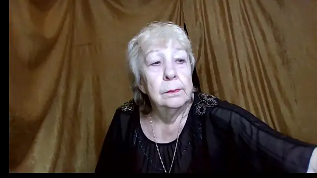  Estelitta 5 online show from February 21, 2026, 7:42 am