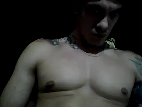 Skater29xx2 online show from December 11, 2024, 9:23 pm