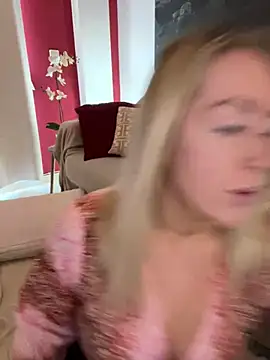 Snapshot of ChristyAdair chatting on December 9, 2024, 3:22 pm ChristyAdair online show from December 9, 2024, 3:22 pm