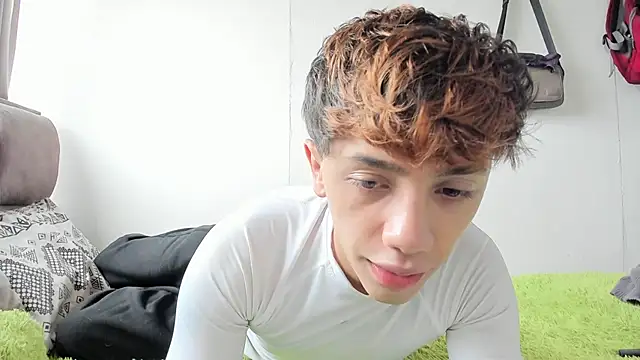 Tomy Rox online show from September 23, 2025, 6:55 pm