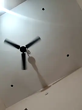 Husnpari20 online show from April 22, 2026, 5:43 am