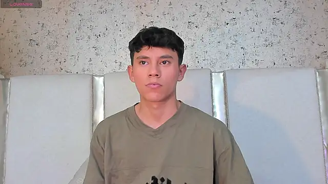 Angel esteban fx online show from February 23, 2025, 3:45 am