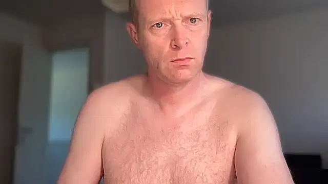 boegieboy1976 online show from May 26, 2026, 8:32 am