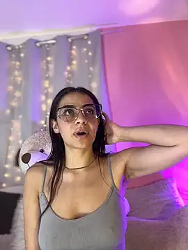 hannacruzsj online show from January 9, 2026, 8:21 pm