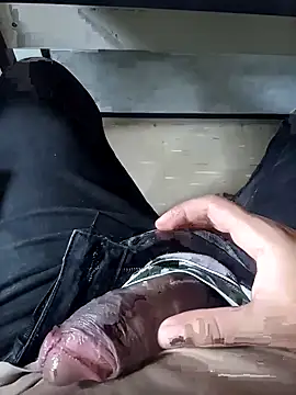 Snapshot of Icaro_15 chatting on February 25, 2025, 6:20 pm Icaro 15 online show from February 25, 2025, 6:20 pm