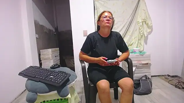 Stepmom slut 50 online show from February 17, 2025, 11:53 pm