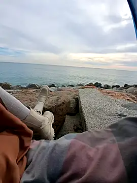 Snapshot of SexyErola27 chatting on January 4, 2025, 11:33 am SexyErola27 online show from January 4, 2025, 11:33 am