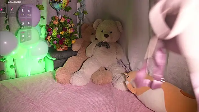 IsabellaFerreiraa online show from January 28, 2025, 4:29 am