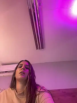 DeboraEvans online show from January 14, 2026, 7:41 pm