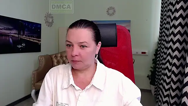 Lily flower7 online show from May 20, 2026, 5:57 am