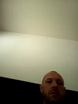 Guitccch online show from April 15, 2026, 11:50 am