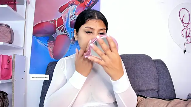 CandyRoxx1  online show from November 14, 2025, 5:55 pm