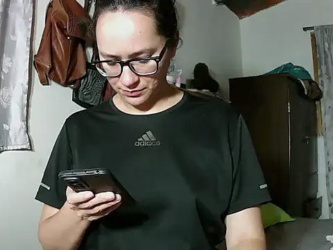 Snapshot of brittanycheeks chatting on October 8, 2025, 1:47 am brittanycheeks online show from October 8, 2025, 1:47 am