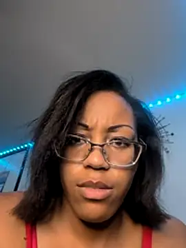 samone9 online show from April 18, 2026, 2:04 am