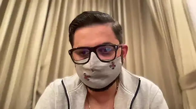 Snapshot of slavekinky001 chatting on December 27, 2024, 7:03 pm slavekinky001 online show from December 27, 2024, 7:03 pm