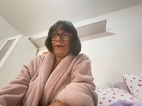 Snapshot of sweeviolet chatting on May 1, 2026, 3:27 pm sweeviolet online show from May 1, 2026, 3:27 pm