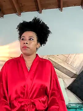 Snapshot of EmmilyBrant chatting on December 15, 2024, 6:04 pm EmmilyBrant online show from December 15, 2024, 6:04 pm