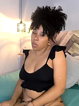 Snapshot of EmmilyBrant chatting on March 16, 2025, 2:10 am EmmilyBrant online show from March 16, 2025, 2:10 am