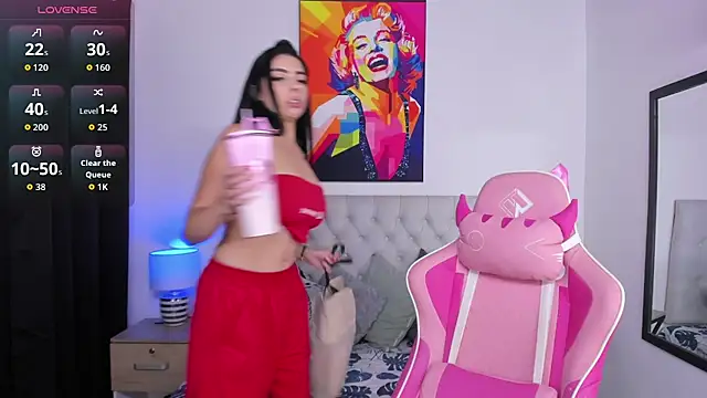 KristalFoxx online show from September 18, 2025, 11:56 am