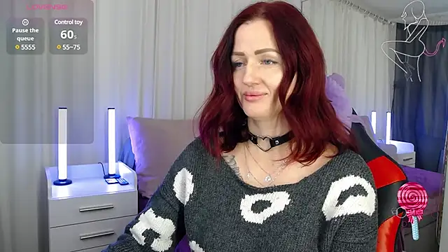 Snapshot of ElisaJane chatting on December 20, 2024, 9:17 pm ElisaJane online show from December 20, 2024, 9:17 pm