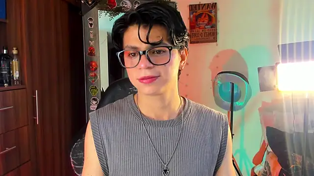 marckalexis online show from April 24, 2026, 3:47 pm