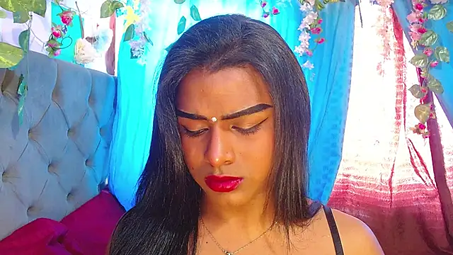 Karly coffe online show from April 12, 2026, 3:28 pm