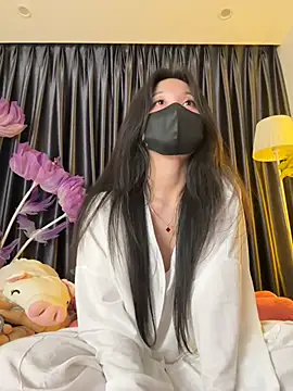 Nacy-Moonlight online show from February 24, 2025, 4:04 pm