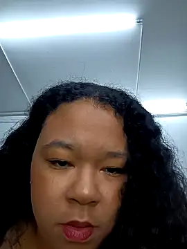 Snapshot of XMara chatting on January 7, 2025, 12:31 pm XMara online show from January 7, 2025, 12:31 pm