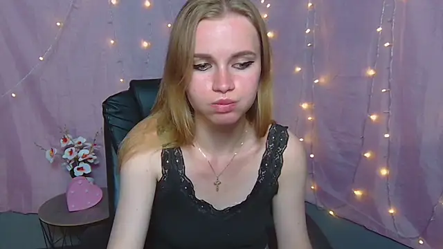 Snapshot of MargaritaKiss chatting on May 20, 2026, 6:58 pm MargaritaKiss online show from May 20, 2026, 6:58 pm