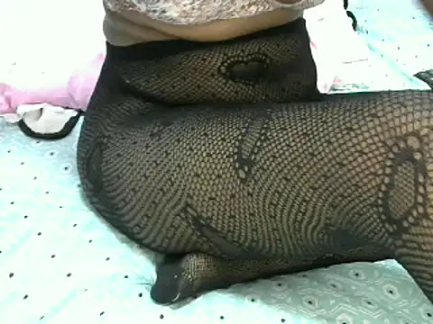 Snapshot of sly_minah chatting on March 22, 2025, 8:40 am sly minah online show from March 22, 2025, 8:40 am