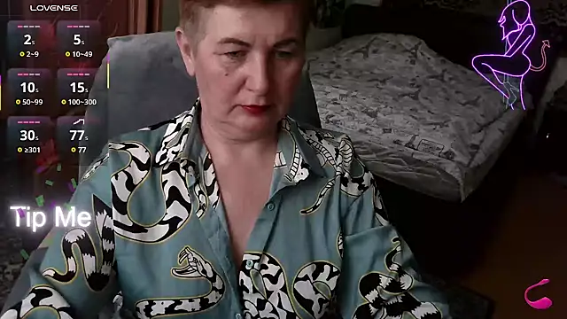 NicoleOlla online show from March 7, 2025, 6:57 am