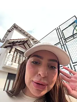 caralella online show from March 21, 2026, 8:34 pm