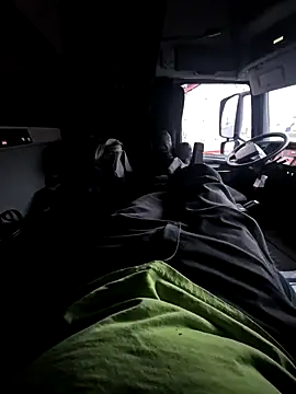 Snapshot of smartzy chatting on October 16, 2025, 6:36 am smartzy online show from October 16, 2025, 6:36 am