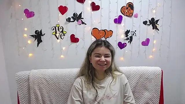 Snapshot of TinaRedly chatting on January 31, 2025, 3:52 am TinaRedly online show from January 31, 2025, 3:52 am