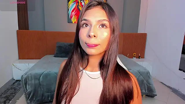 amira cute2 online show from November 16, 2025, 9:04 am