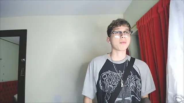  Thomas hot  online show from December 20, 2024, 10:54 pm