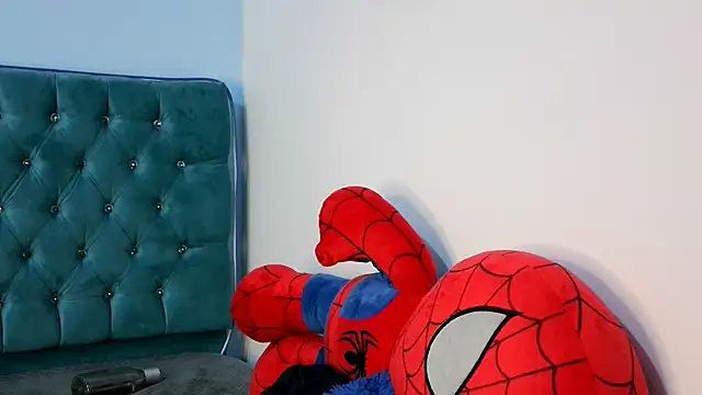  Thomas hot  online show from February 18, 2026, 4:41 am