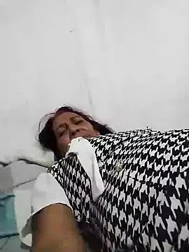 Snapshot of SWEET_LOVER01 chatting on December 21, 2024, 6:12 pm SWEET LOVER01 online show from December 21, 2024, 6:12 pm