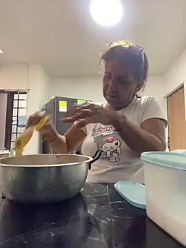 Snapshot of SWEET_LOVER01 chatting on March 14, 2026, 2:33 pm SWEET LOVER01 online show from March 14, 2026, 2:33 pm