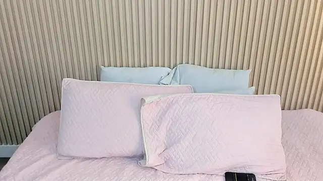 Snapshot of charlottebrowns_ chatting on January 9, 2026, 1:25 pm charlottebrowns online show from January 9, 2026, 1:25 pm