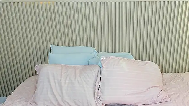 Snapshot of charlottebrowns_ chatting on February 27, 2026, 12:16 pm charlottebrowns online show from February 27, 2026, 12:16 pm