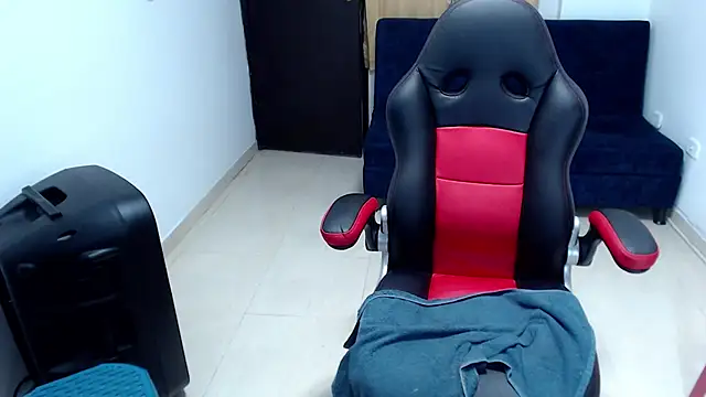 kaira sweet  online show from November 14, 2025, 1:48 am