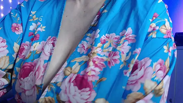 Snapshot of missdaniels chatting on February 5, 2025, 2:40 am missdaniels online show from February 5, 2025, 2:40 am