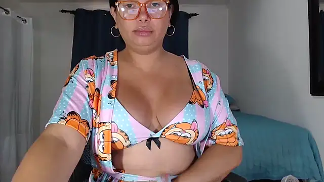 flowerdirtty online show from September 11, 2025, 3:01 pm