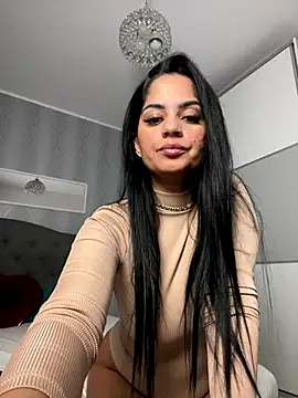  adelle online show from November 19, 2025, 1:11 pm