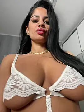  adelle online show from May 24, 2026, 4:17 am