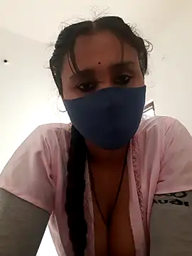 Snapshot of Archna-ji chatting on February 11, 2025, 5:16 am Archna-ji online show from February 11, 2025, 5:16 am