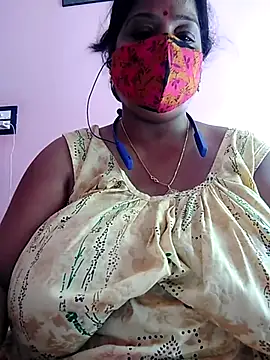 Snapshot of Kayra_34 chatting on September 28, 2025, 7:14 am Kayra 34 online show from September 28, 2025, 7:14 am