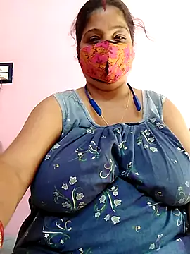 Snapshot of Kayra_34 chatting on October 28, 2025, 6:28 am Kayra 34 online show from October 28, 2025, 6:28 am