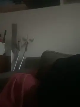 Elrubiolargo online show from October 12, 2025, 6:01 am